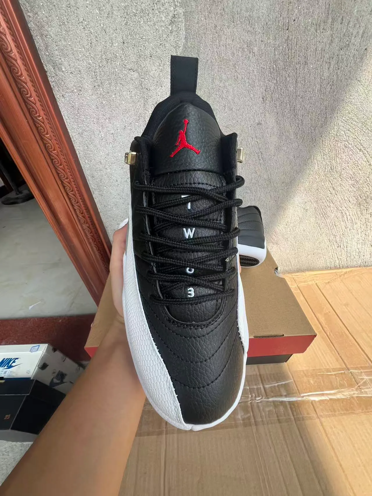 Air Jordan 12 Black White Gray Basketball Shoes 3