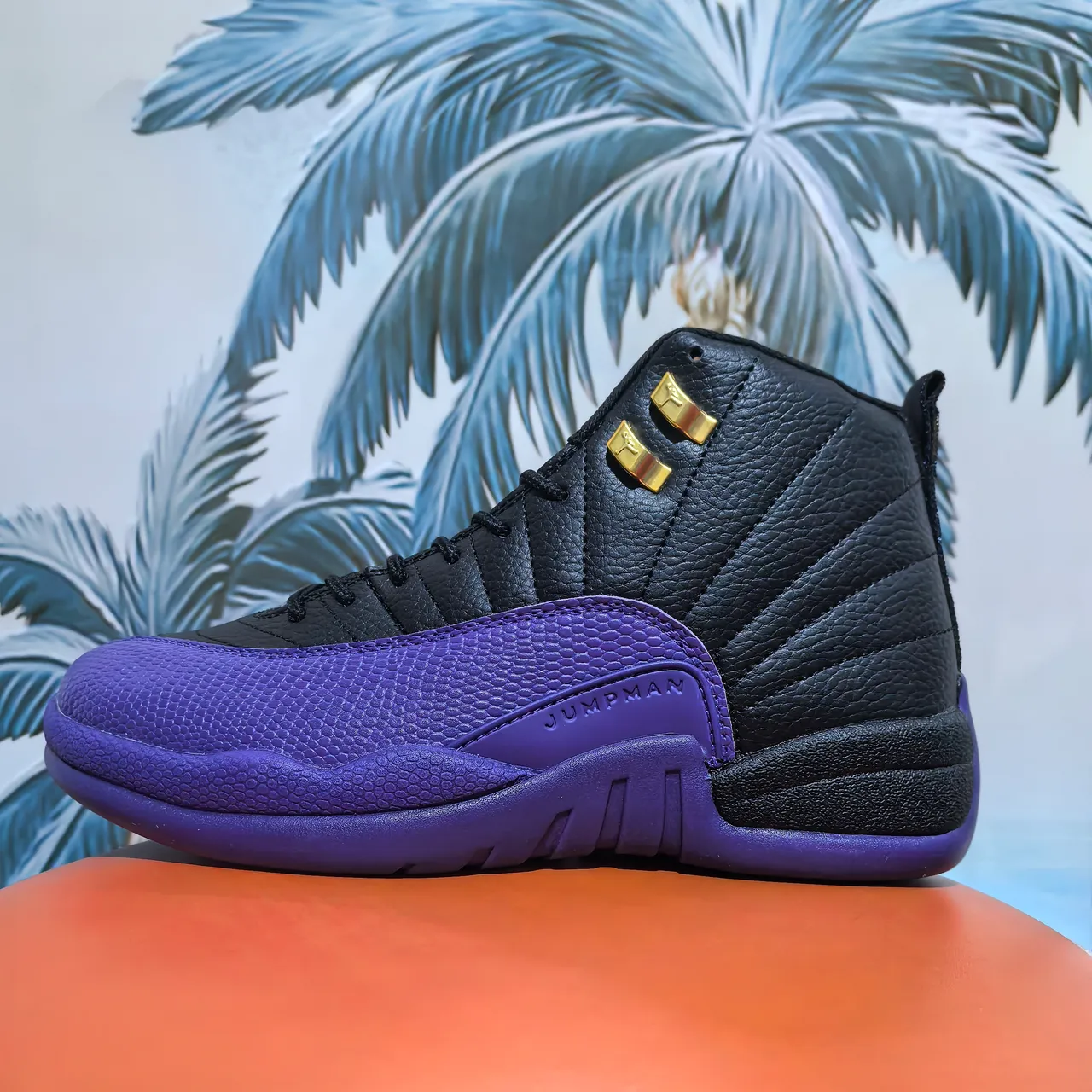 Tênis de basquete Air Jordan 12 pele de cobra branco e roxo 24