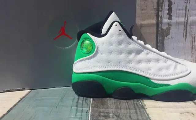 Air Jordan 13 Chaussures de Basket Blanc Vert Noir 6