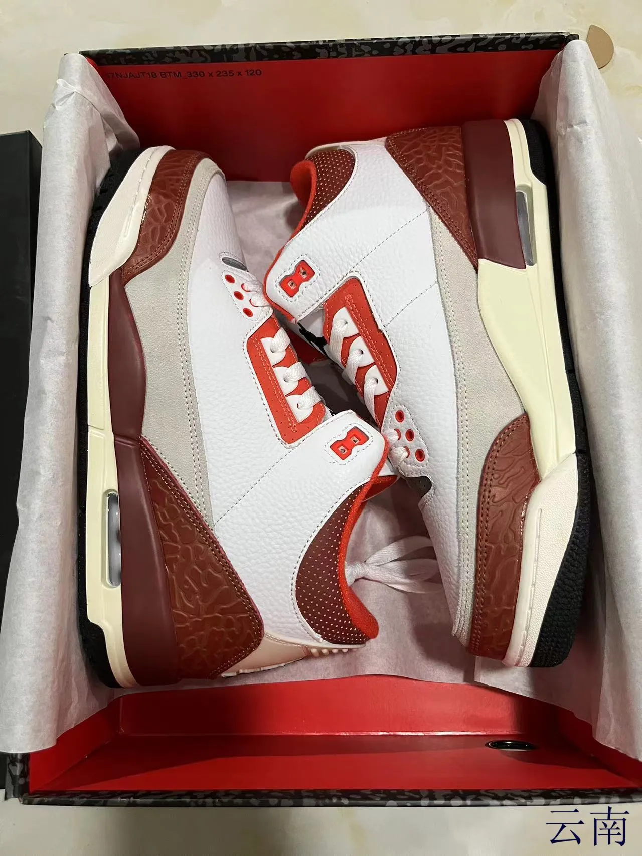 Air Jordan 3 Branco Vermelho Elefante Tênis de Basquete 8