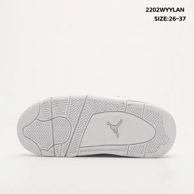 Air Jordan 4 Baskets lifestyle noires 17