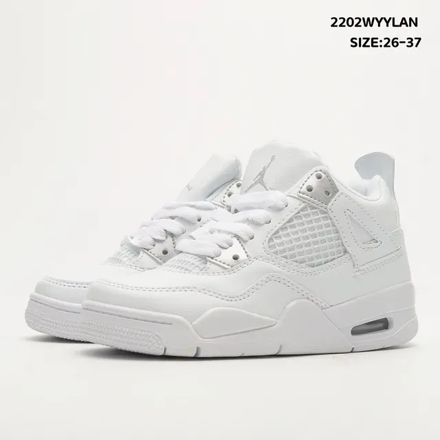 Air Jordan 4 Baskets lifestyle noires 18