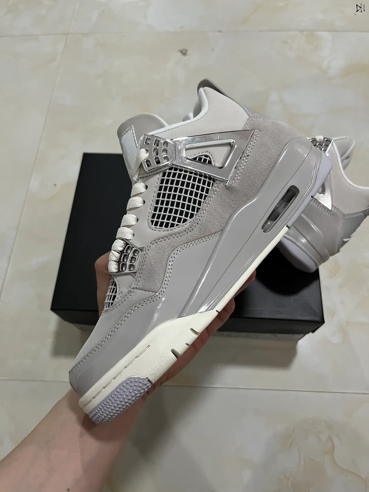 Air Jordan 4 Light Gray Metallic Silver Basketball Shoes 5