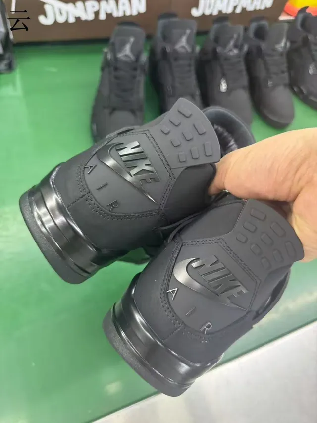 Air Jordan 4 Monochrome Black zapatillas de baloncesto 10