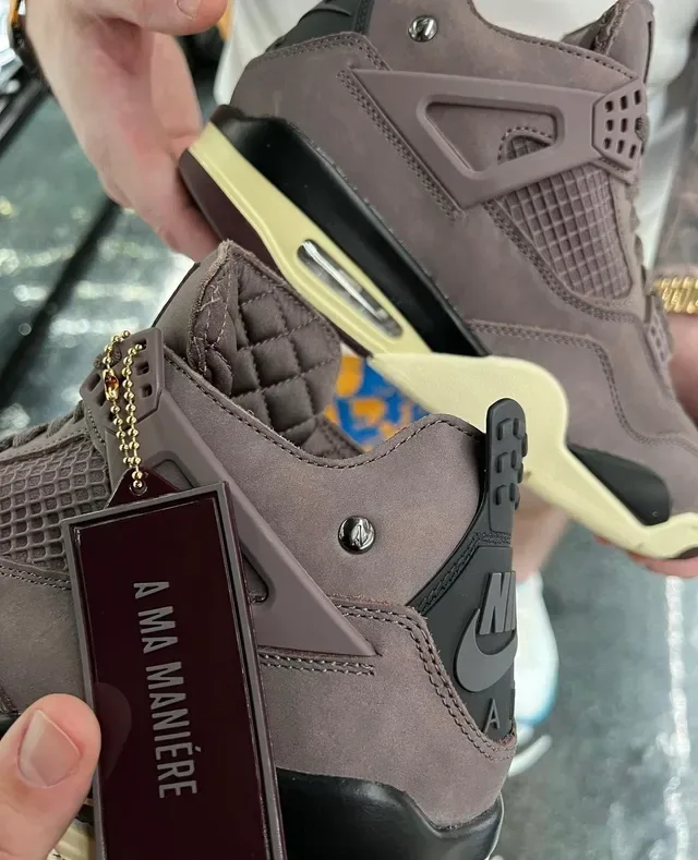 Air Jordan 4 Chaussures de Basketball en Daim Marron Mat 10