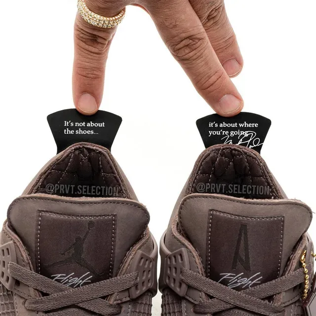Air Jordan 4 Chaussures de Basketball en Daim Marron Mat 15