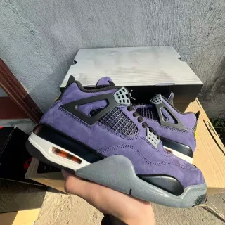 Air Jordan 4 紫色麂皮黑色翼眼篮球鞋