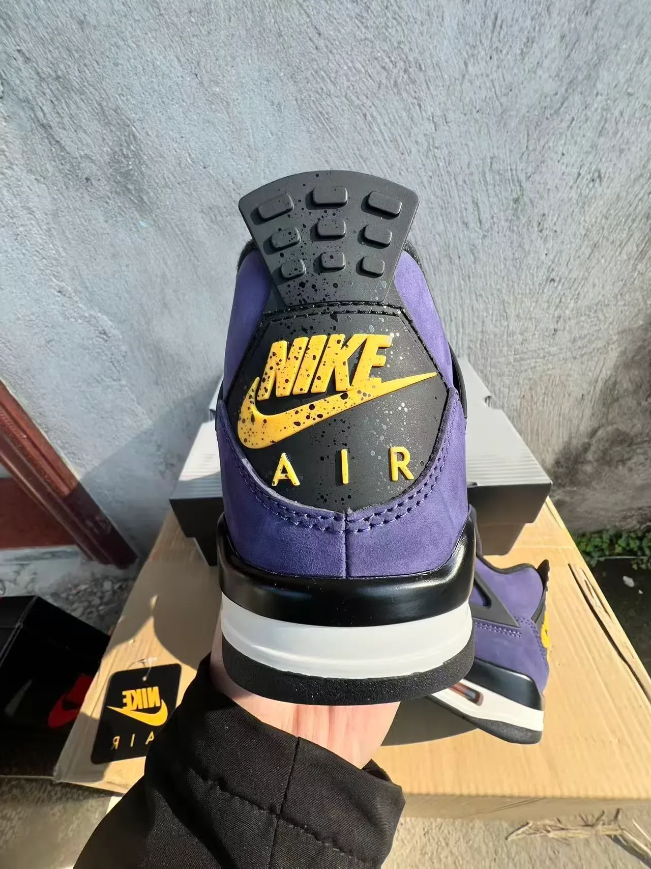 Air Jordan 4 Chaussures de Basketball Daim Violet Noir Œillets Ailés 8