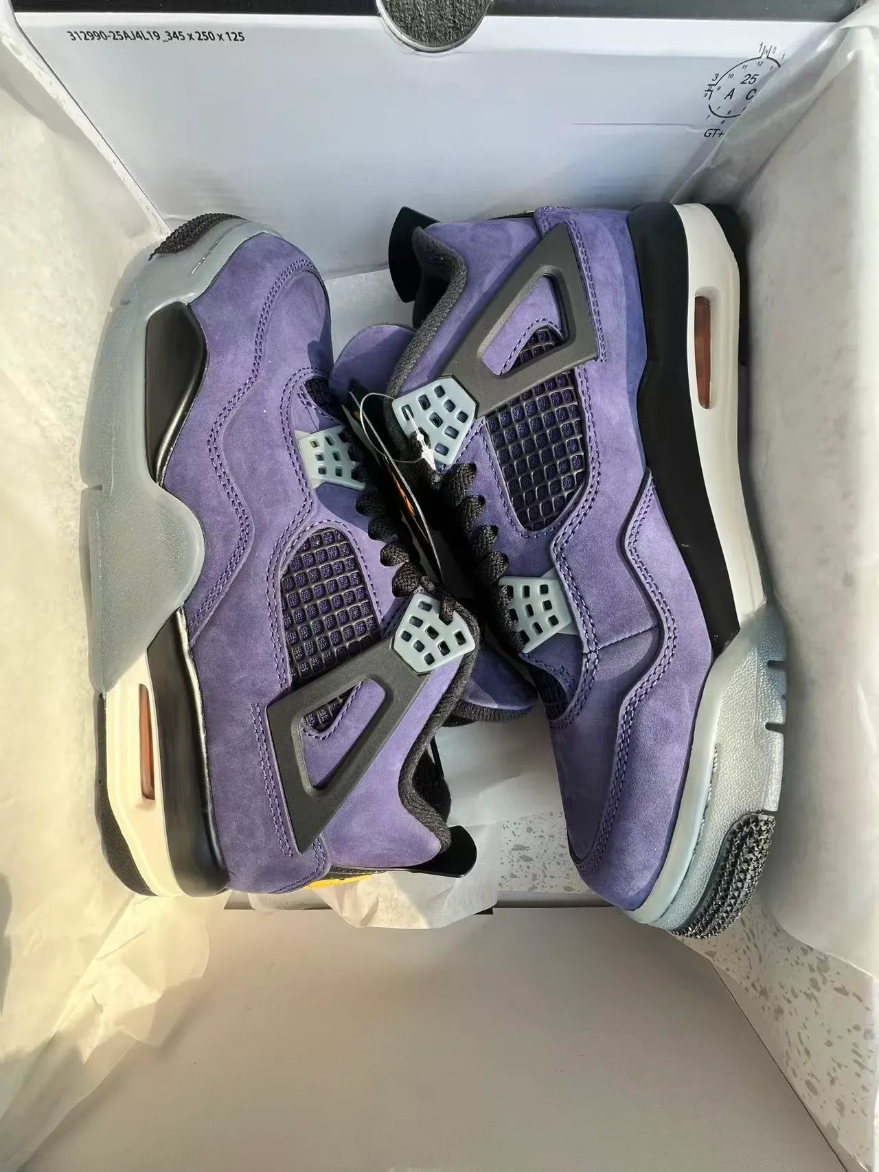 Air Jordan 4 Chaussures de Basketball Daim Violet Noir Œillets Ailés 9