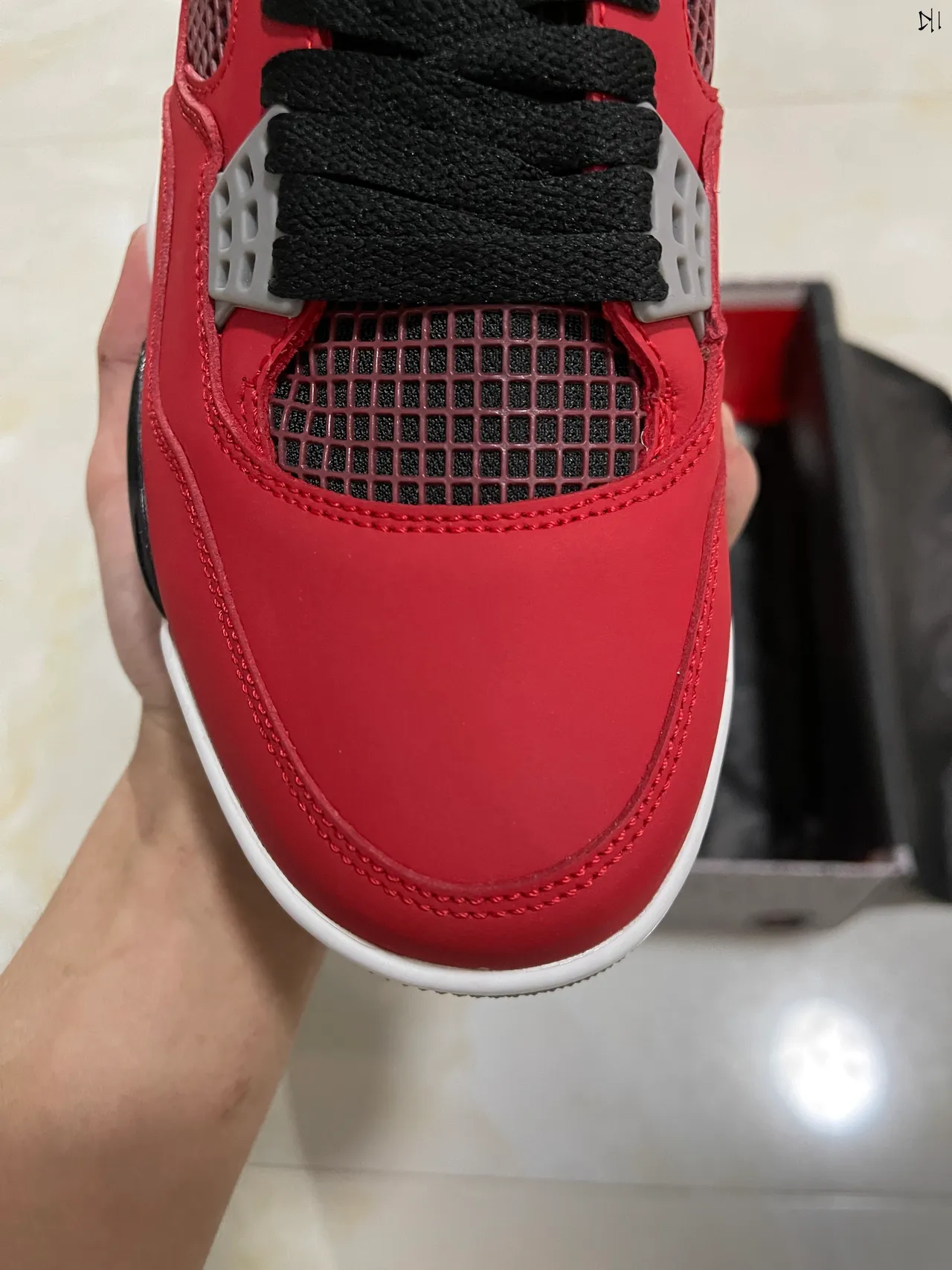 Air Jordan 4 Tênis de basquete vermelho, preto e branco 3