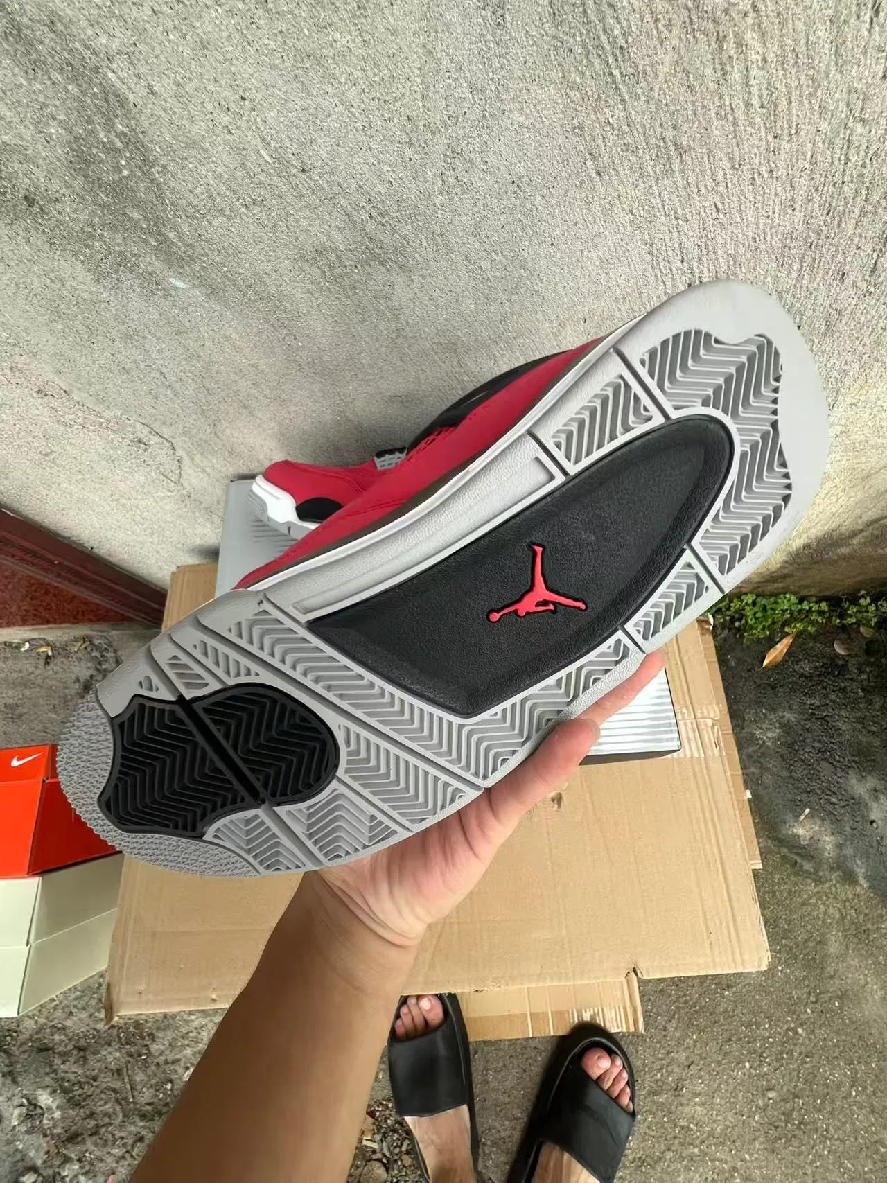 Chaussures de basketball Air Jordan 4 rouge noir blanc 6