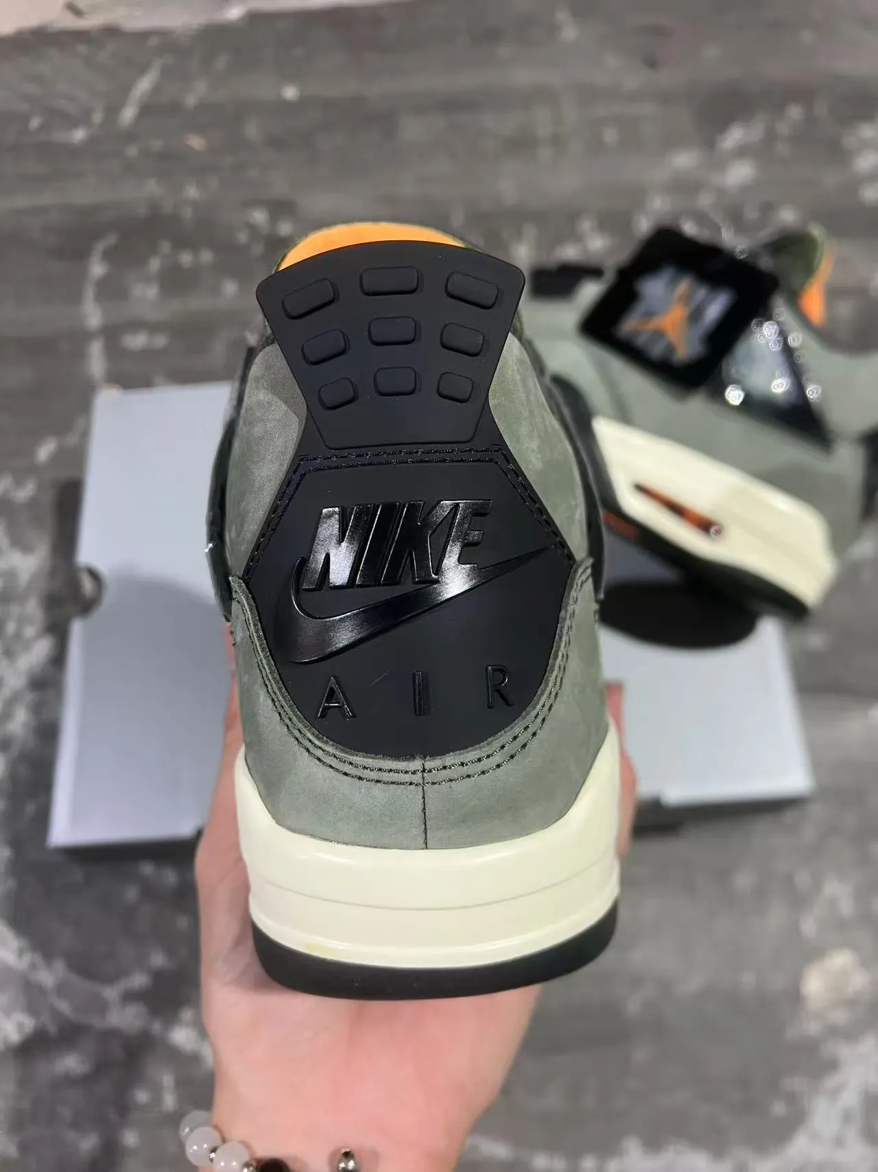 Air Jordan 4 Sage Green Suede Basketball Shoes 8