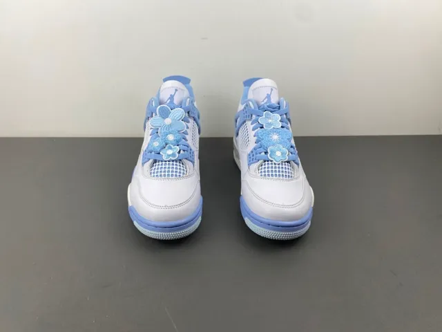 Zapatillas de baloncesto Air Jordan 4 blanco y azul polvo 11