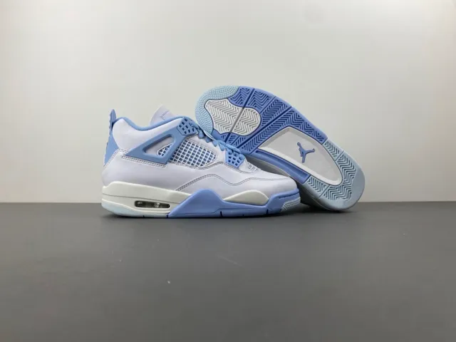 Zapatillas de baloncesto Air Jordan 4 blanco y azul polvo 12