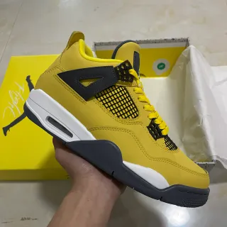 Air Jordan 4 Amarelo Preto Branco Tênis de Basquete