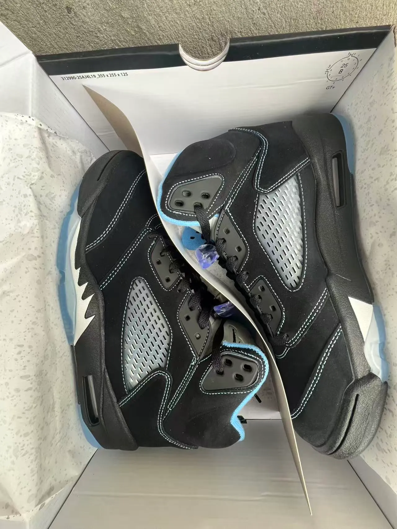 Air Jordan 5 Black Light Blue Basketball Shoes 9