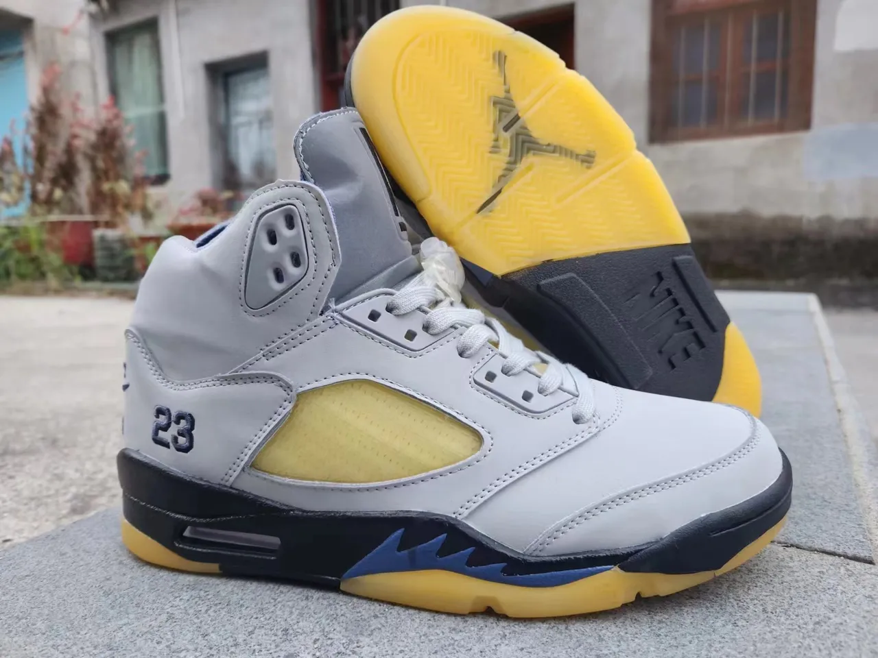 Air Jordan 5 Light Gray Yellow Black Basketball Shoes 5