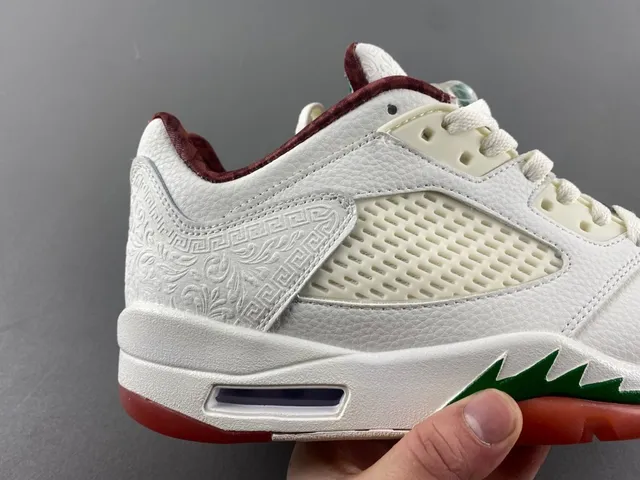 Chaussures de basketball Air Jordan 5 blanc bordeaux vert 3