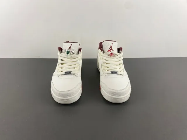 Chaussures de basketball Air Jordan 5 blanc bordeaux vert 11