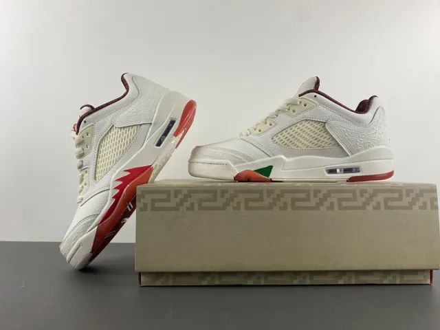 Chaussures de basketball Air Jordan 5 blanc bordeaux vert 13