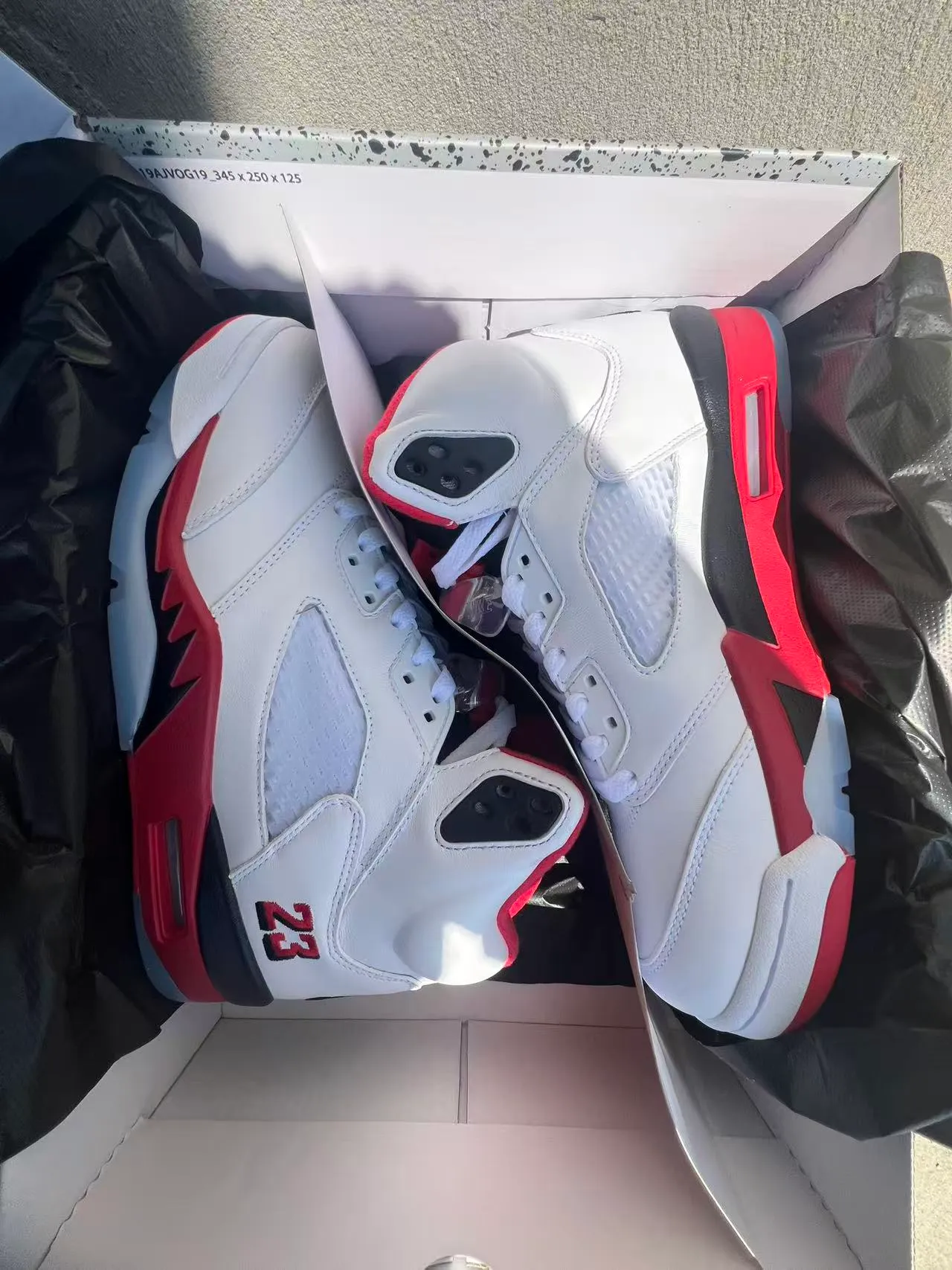 Air Jordan 5 White Red Black Basketball Shoes 9