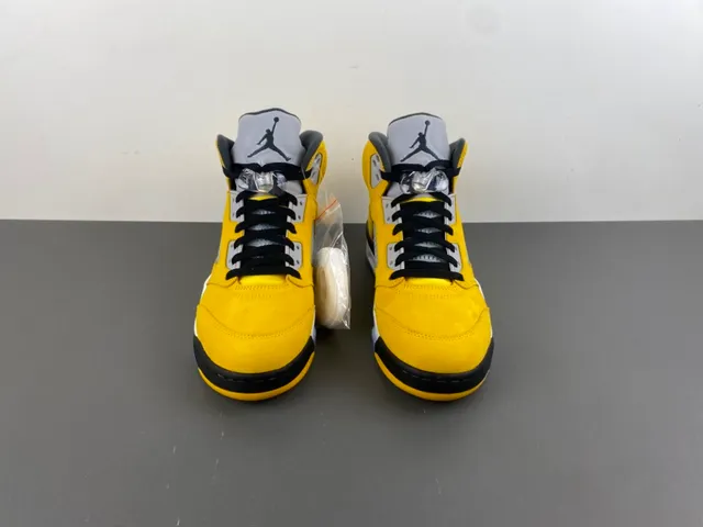 Air Jordan 5 Yellow Black White Basketball Shoes 12