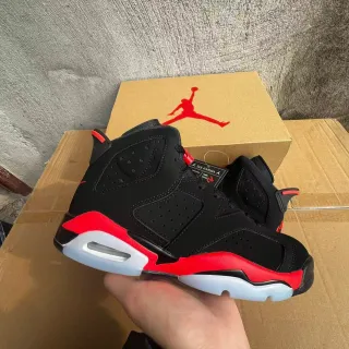 Air Jordan 6 黑红白篮球鞋