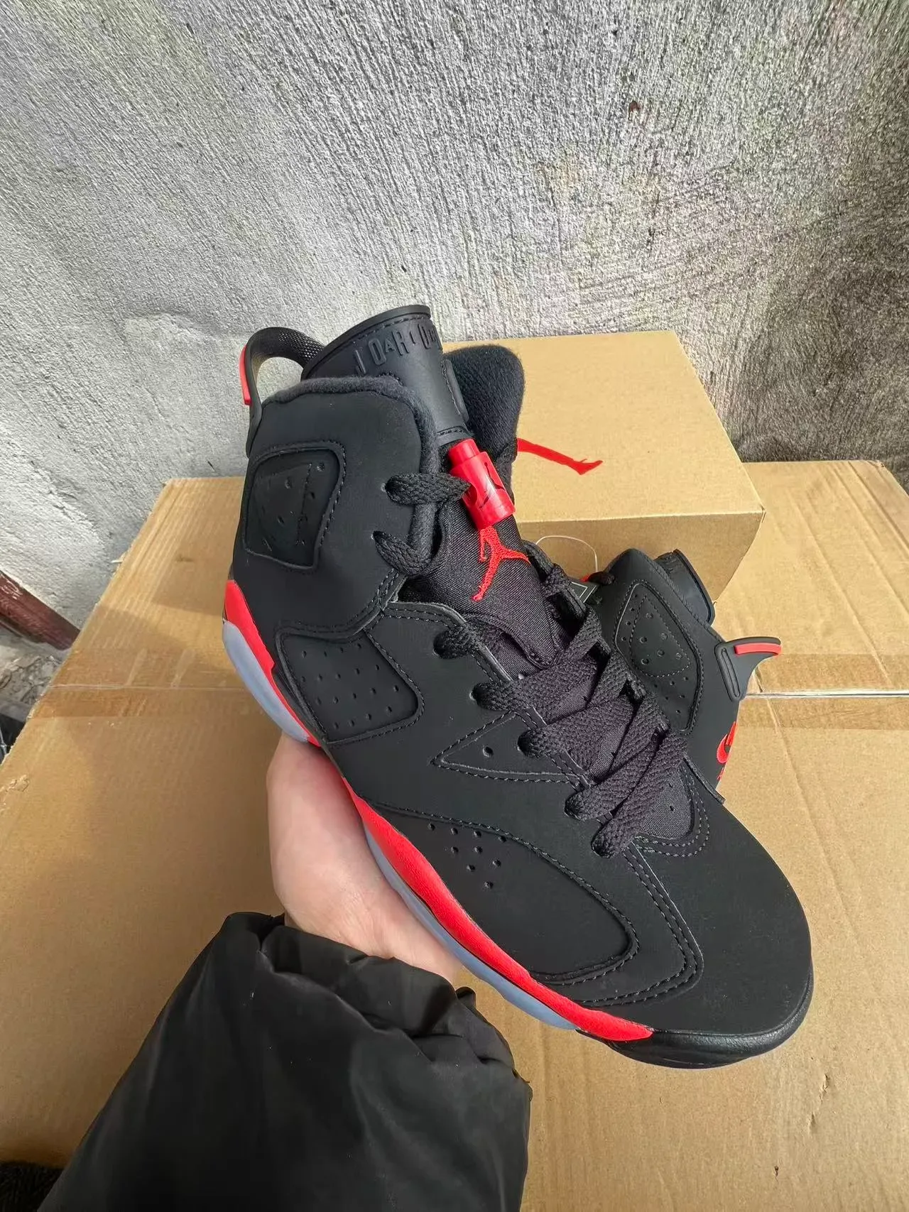 Air Jordan 6 Chaussures de basket noir rouge blanc 2