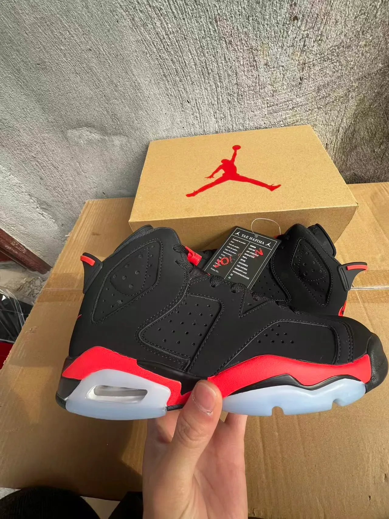 Air Jordan 6 Chaussures de basket noir rouge blanc 7