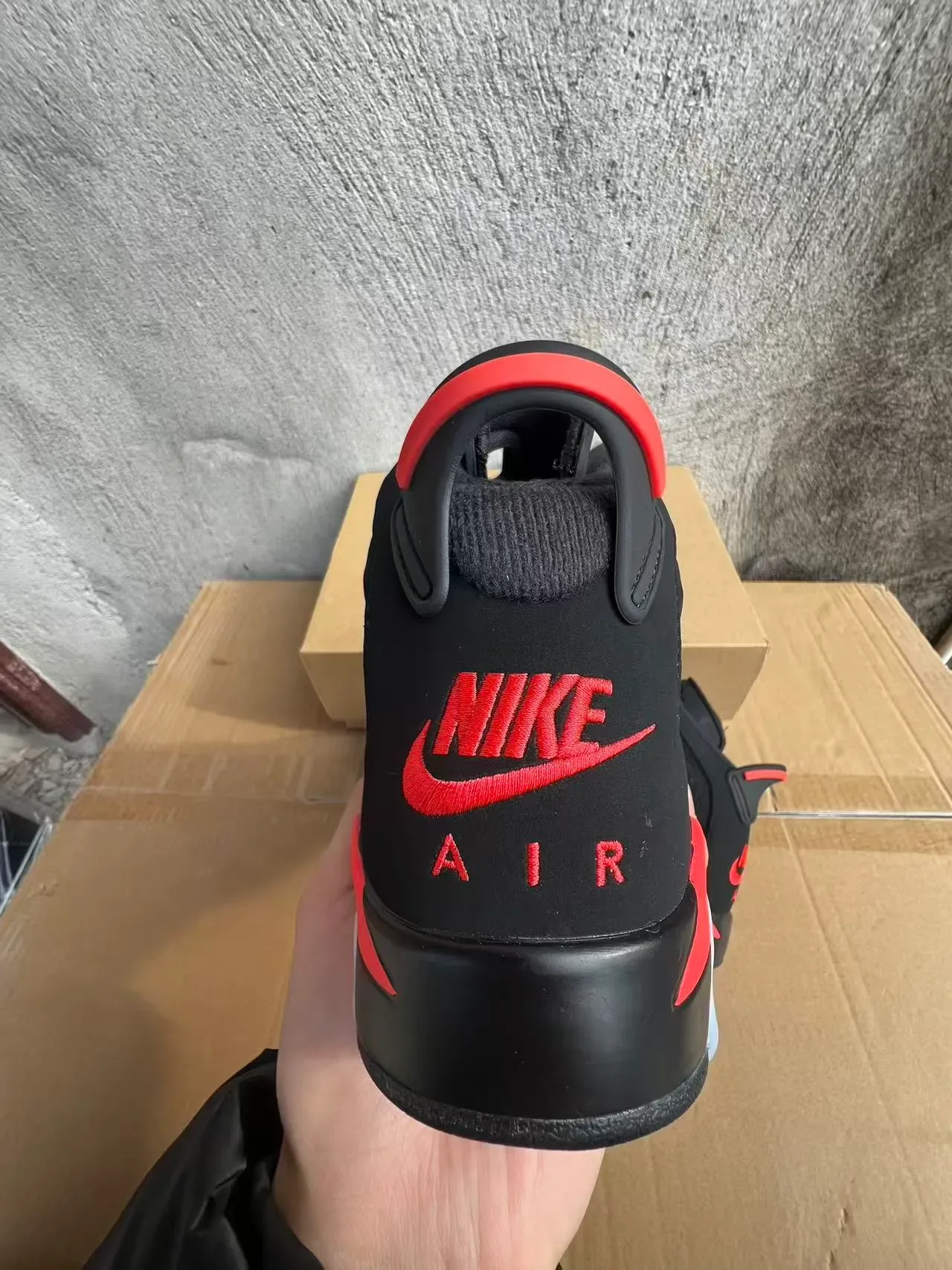 Air Jordan 6 Chaussures de basket noir rouge blanc 8