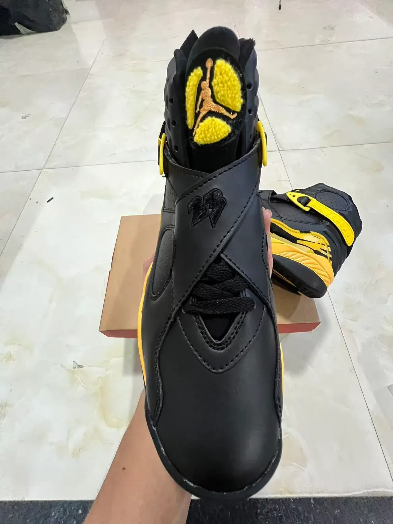 Air Jordan 8 Negro Amarillo Zapatos de Baloncesto 3