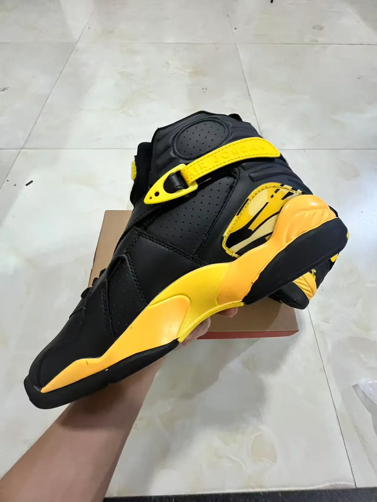 Air Jordan 8 Negro Amarillo Zapatos de Baloncesto 5