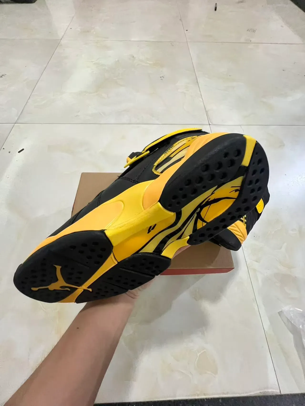 Air Jordan 8 Negro Amarillo Zapatos de Baloncesto 6