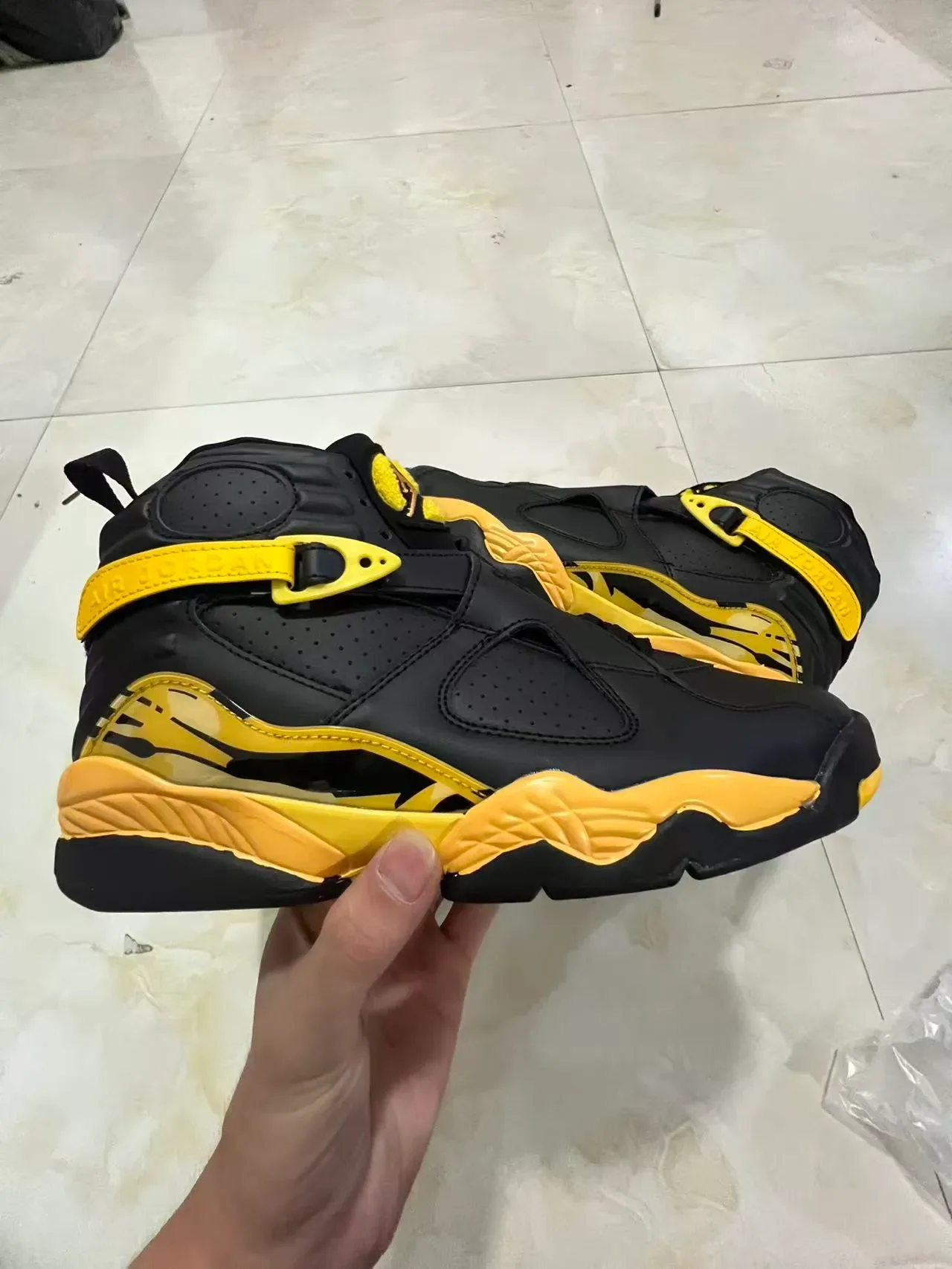 Air Jordan 8 Negro Amarillo Zapatos de Baloncesto 7