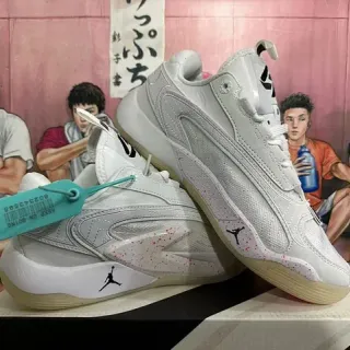 Air Jordan White Pink Speckled High-Top Basketball Shoes