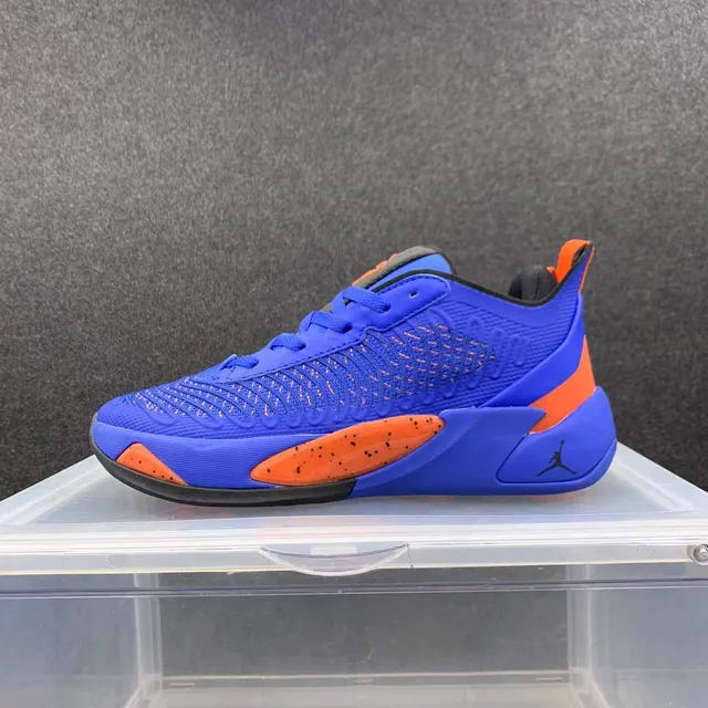 Chaussures de basketball Air Jordan Zion 2 bleu et orange 2