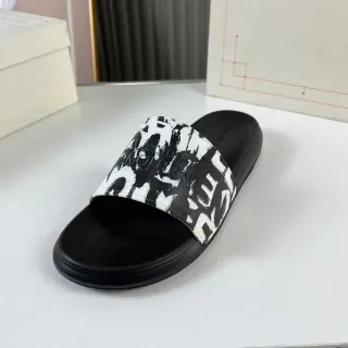 Alexander McQueen Graphic Print Slide Slippers