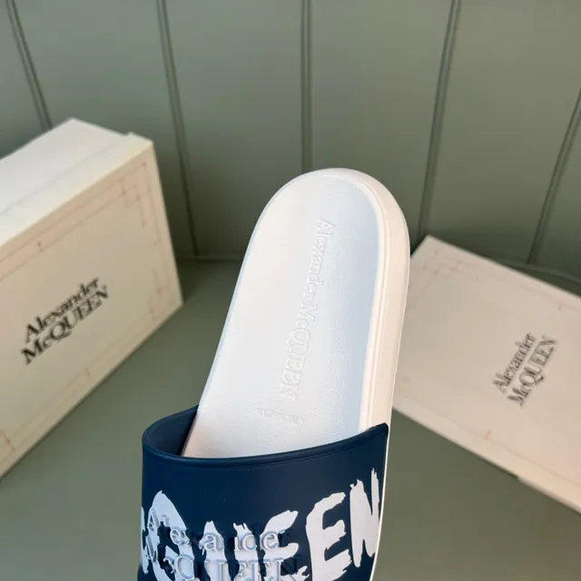 Alexander McQueen Logo Slide White and Navy Slippers 2