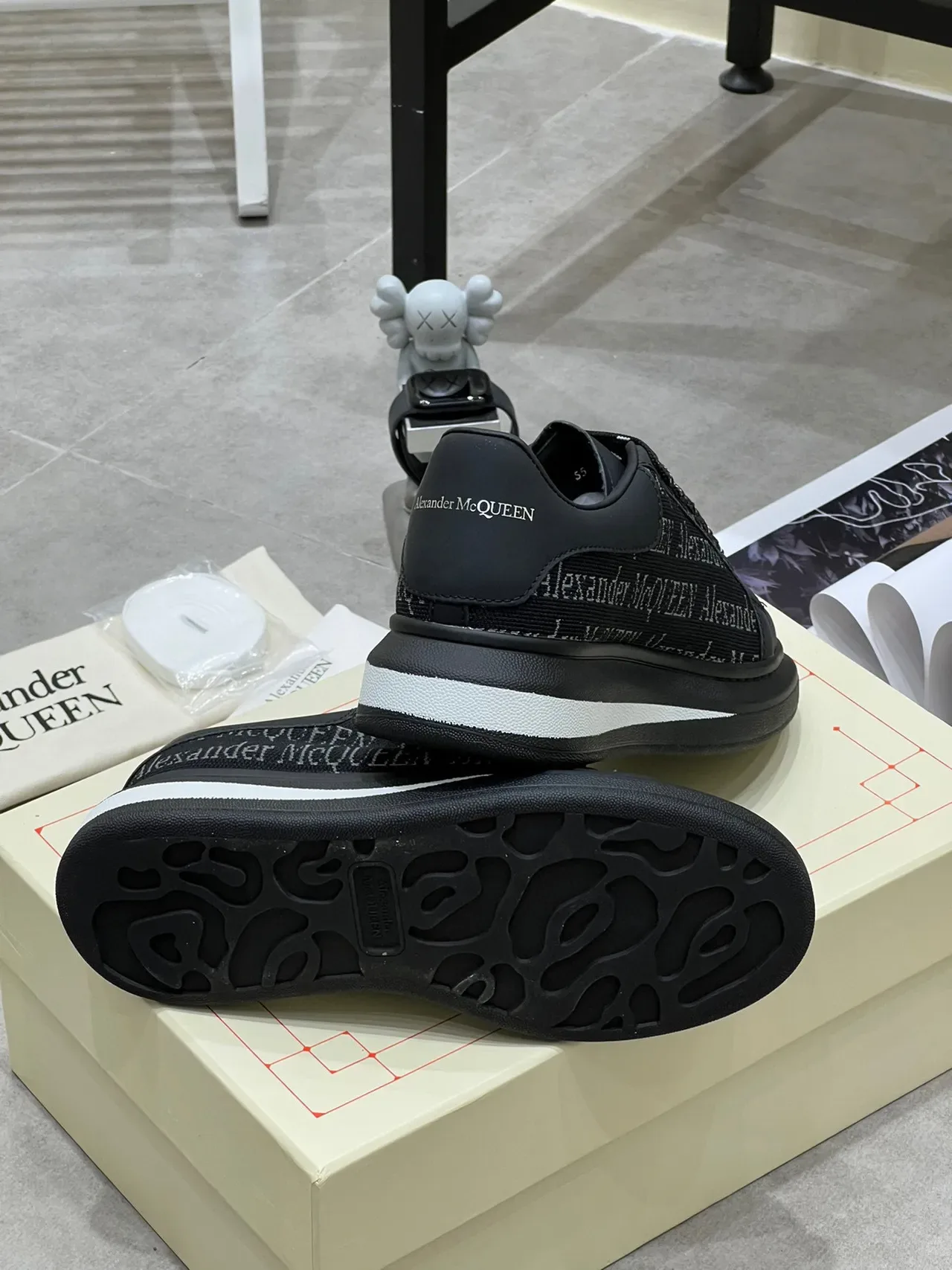 Alexander McQueen Oversized Sneaker Black White Silhouette Branded Textile Side Panel Lifestyle Sneakers 2