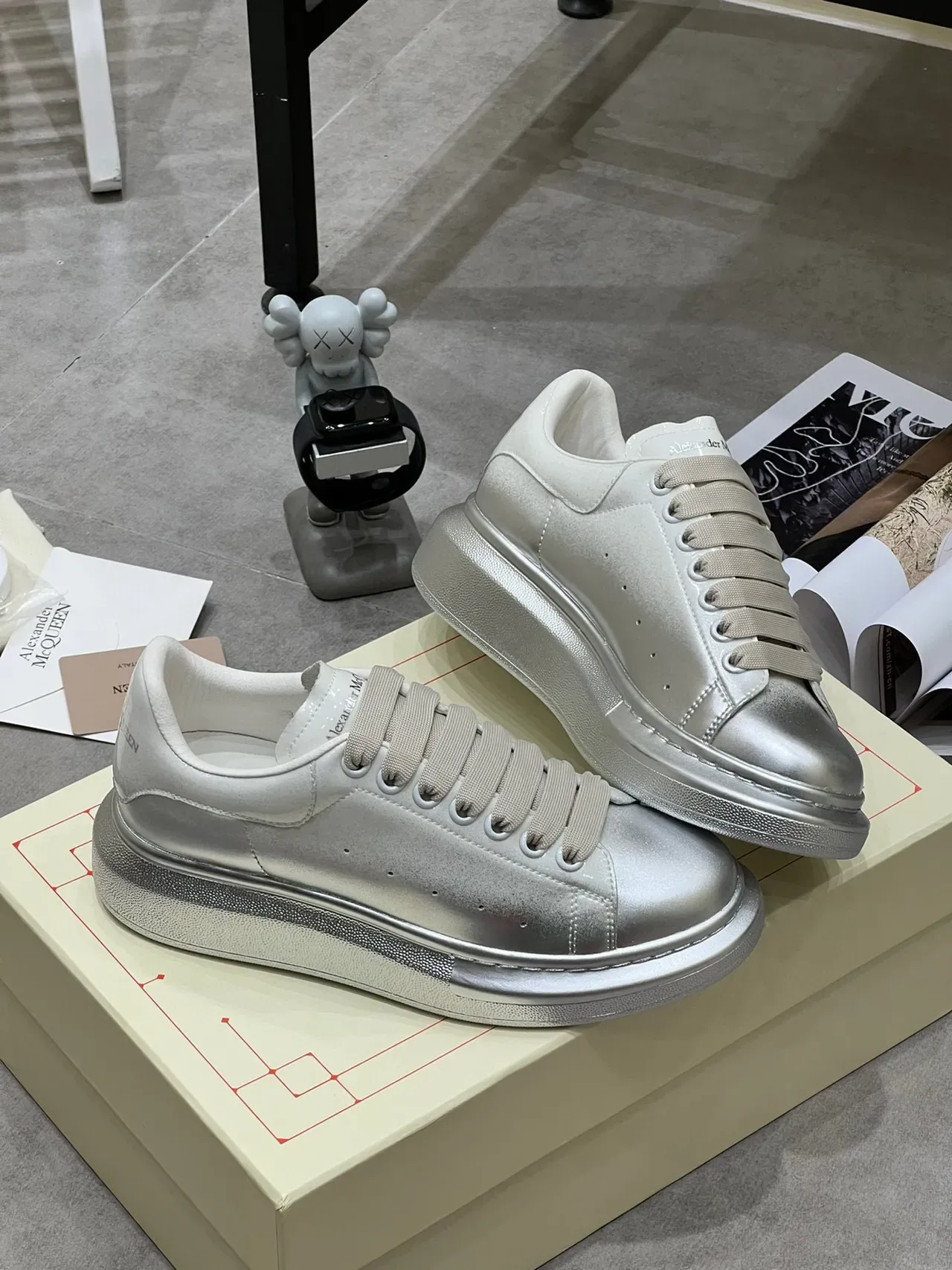 Alexander McQueen Oversized Sneaker Metallic Silver Lifestyle Sneakers 4