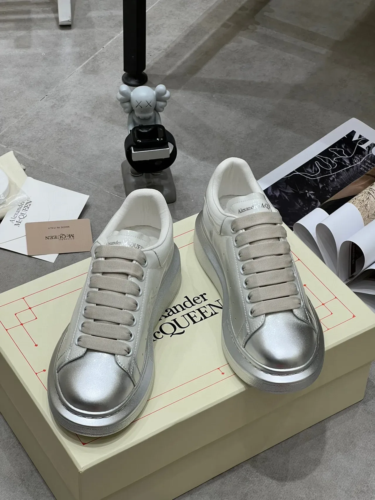 Alexander McQueen Oversized Sneaker Metallic Silver Lifestyle Sneakers 5