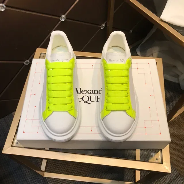 Alexander McQueen Oversized Sneaker Blanc et Jaune Néon Lifestyle Sneakers 9