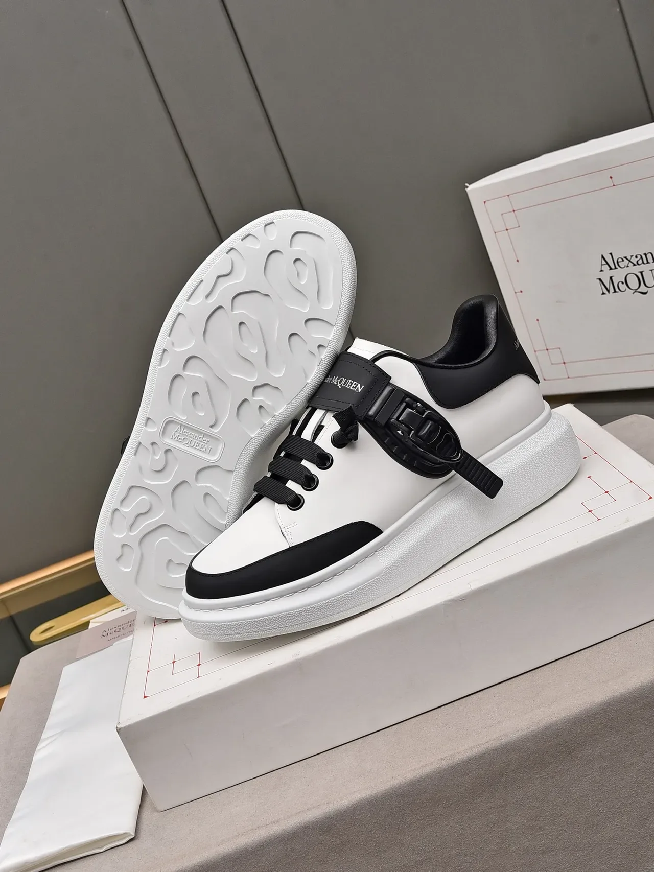 Alexander McQueen Oversized Sneaker White Black Strap Lifestyle Sneakers 4