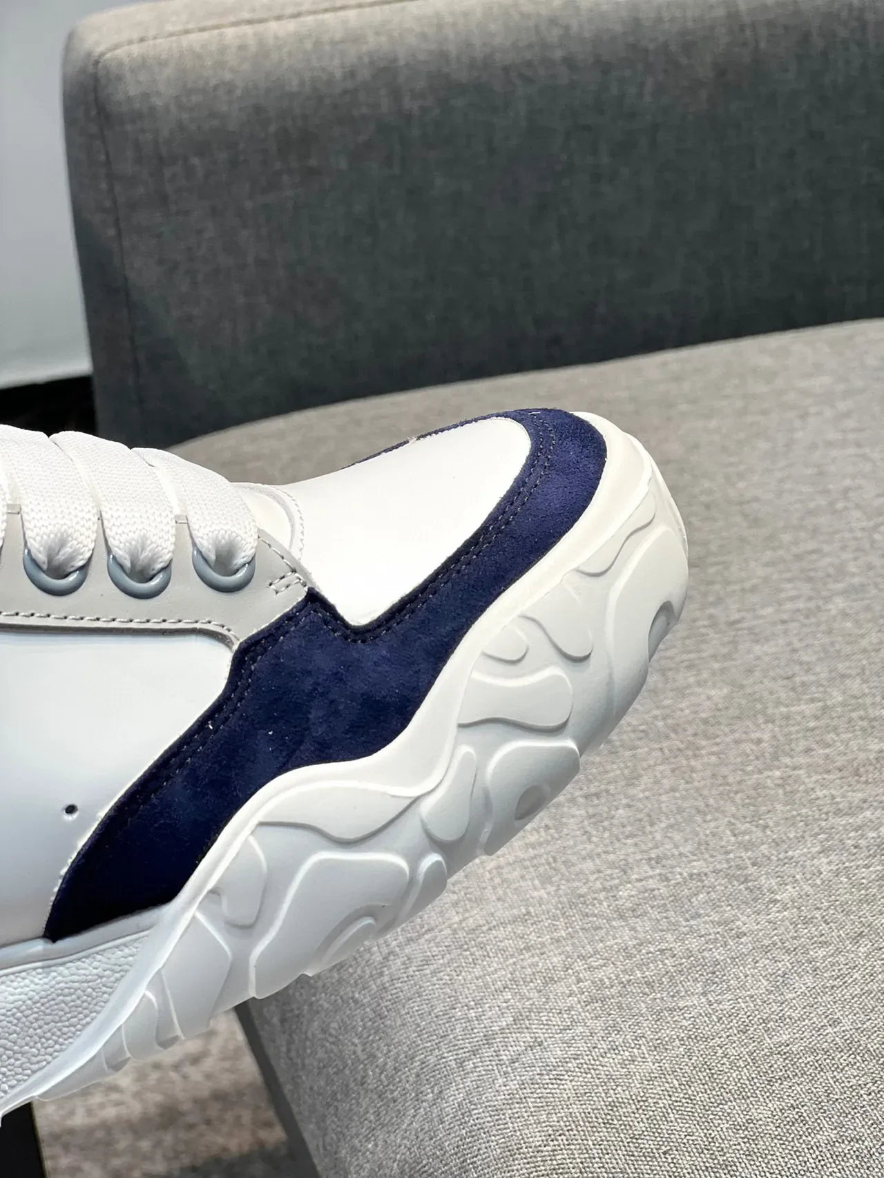 Alexander McQueen Oversized Sneaker White Navy Light Blue Chunky Sneakers 4