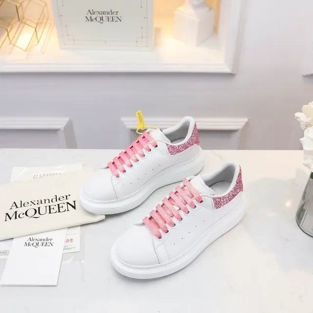 Alexander McQueen Oversized Sneaker White Pink Platform Sole Smooth Leather Upper Lifestyle Sneakers 5