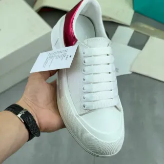 Alexander McQueen White Pink Oversized Sole Metallic Heel Tab Lifestyle Sneakers