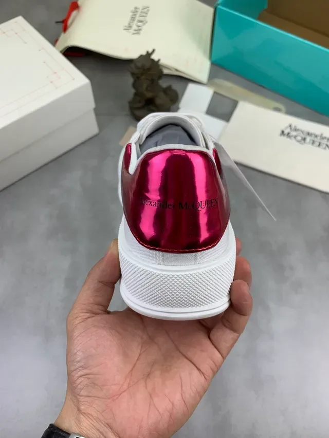 Alexander McQueen Blanc Rose Semelle Grande Étiquette Talon Métallique Sneakers Lifestyle 3