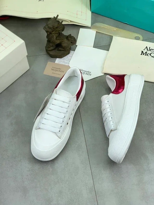 Alexander McQueen Blanc Rose Semelle Grande Étiquette Talon Métallique Sneakers Lifestyle 5