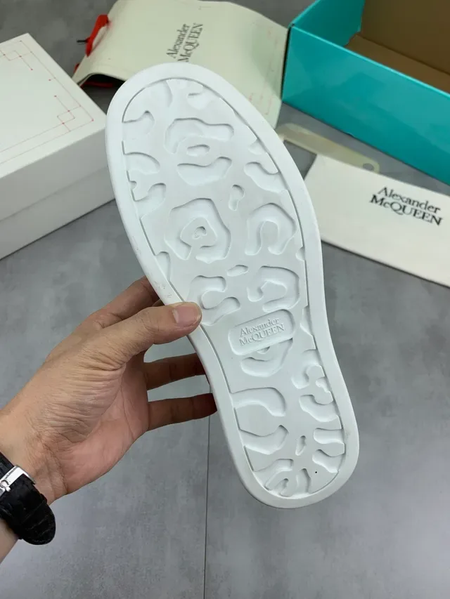 Alexander McQueen White Red Oversized Silhouette Textured Rubber Sole Lifestyle Sneakers 2