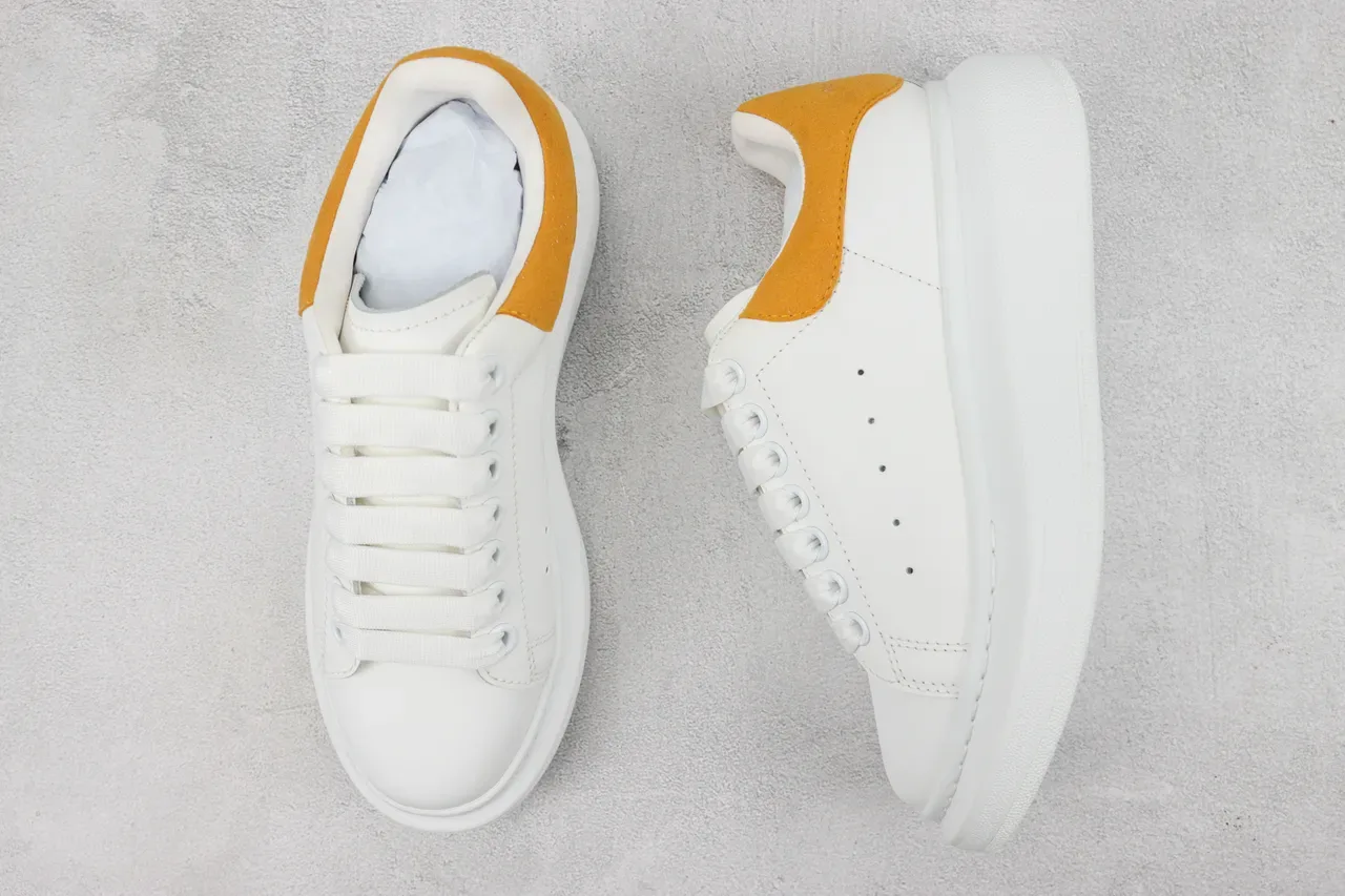 Alexander McQueen أبيض أصفر كعب oversized جلد ناعم علوي حذاء أسلوب حياة 3